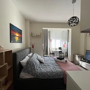 Appartamento Lovely One Bedroom In, Tirana